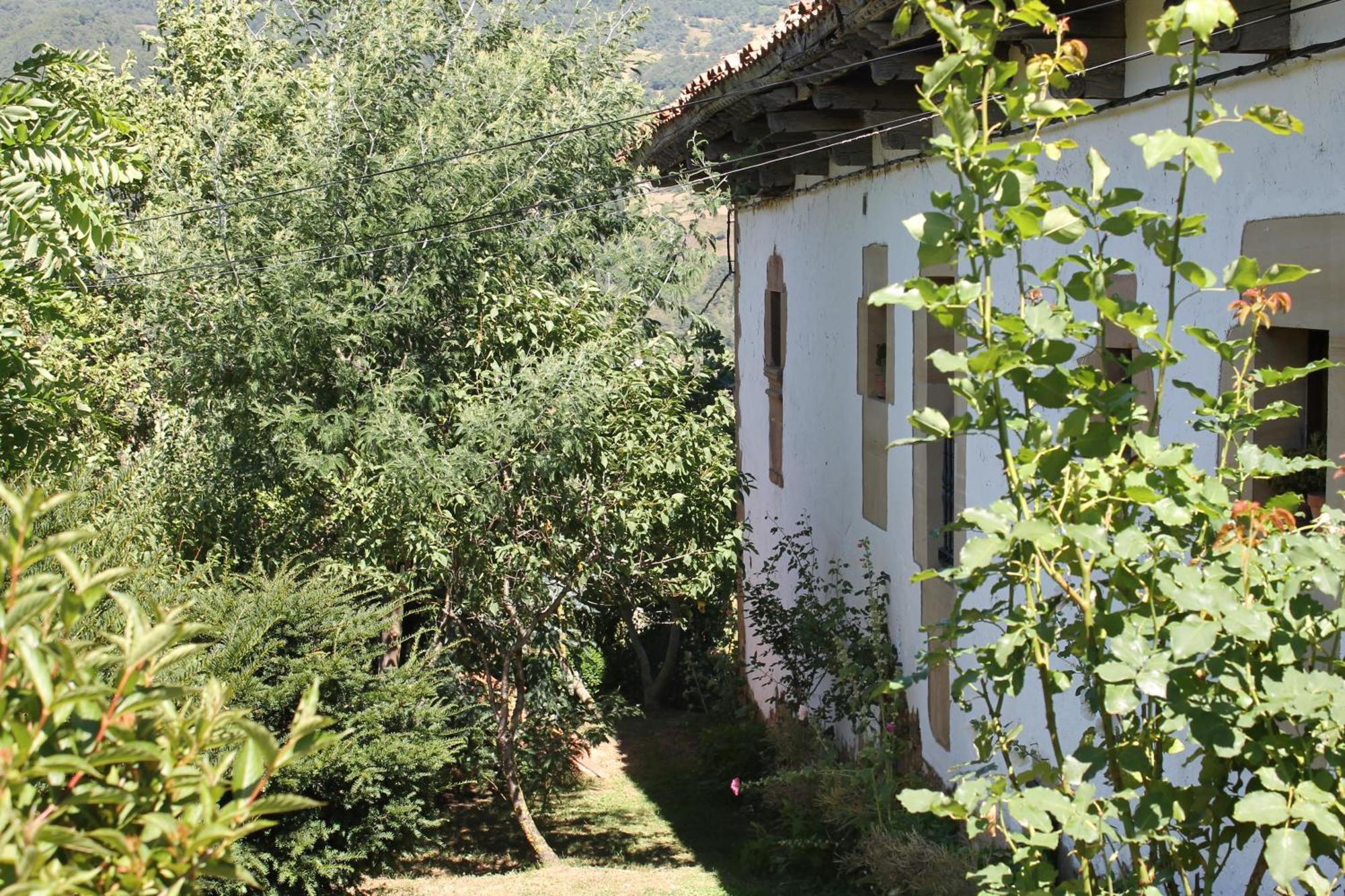Гостьовий будинок Casona De Trevino Косгая Екстер'єр фото